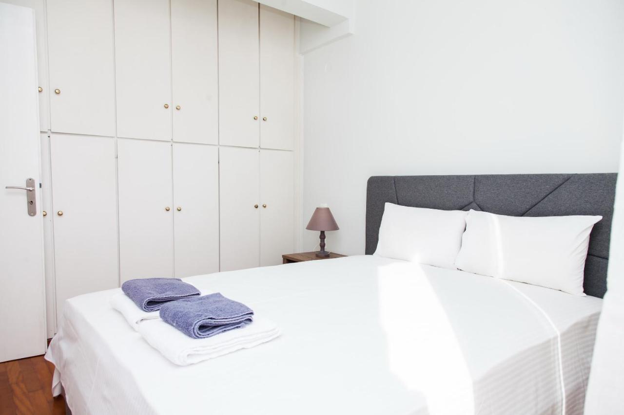 Modern Apt In Heart Of Paleo Faliro! Apartment Атина Екстериор снимка
